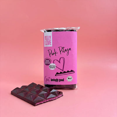 Belly Love Pink Pitaya Tafel – Verpackung frontal, Schokolade ohne Industriezucker, bio