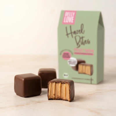 Belly Love Hazel Bites – Lifestyle Café mit angebissener Praline, industriezuckerfrei
