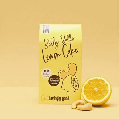 Belly Love Belly Balls Lemon Cake – clean label Bliss Balls überzogen mit heller Alternative zu Schokolade. Wie Zitronenkuchen, industriezuckerfrei viele  Ballaststoffe, gesüßt mit Erdmandeln, Yaconwurzel & Datteln für bewussten Genuss.